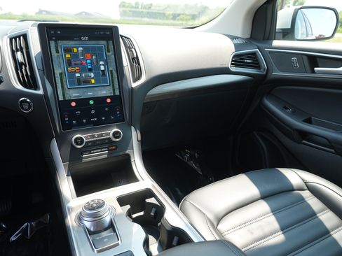 Used 2023 Ford Edge SEL w/ Convenience Package AWD/4WD image 23