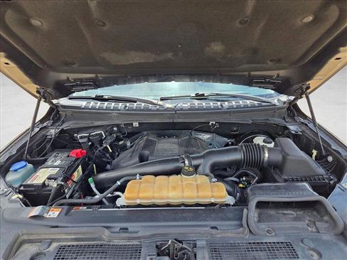 Used 2019 Ford Expedition Platinum RWD image 23