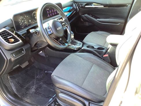 Used 2024 Kia Seltos X-Line AWD/4WD image 27