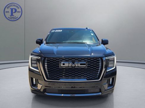 Used 2024 GMC Yukon Denali Ultimate AWD/4WD image 2