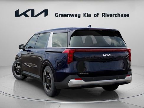 New 2026 Kia Carnival EX FWD image 5