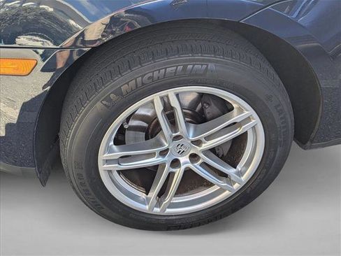 Used 2020 Porsche Macan image 20