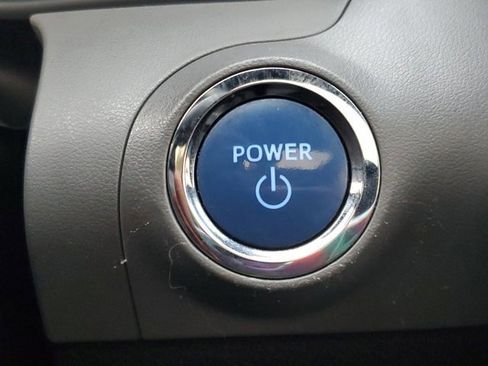 Used 2020 Toyota Avalon XLE w/ Moonroof Package image 22