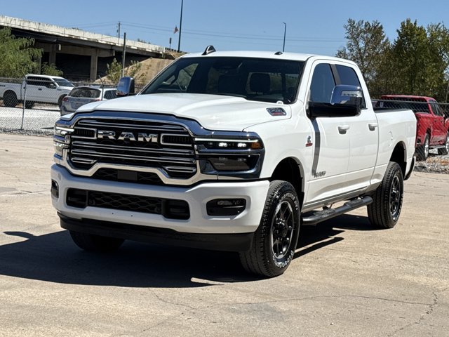 Used 2026 RAM 2500 Laramie AWD/4WD image 13