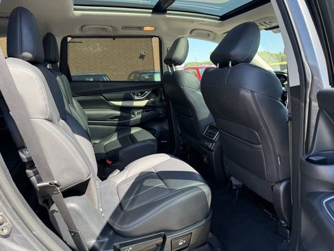 Used 2019 Subaru Ascent Limited AWD/4WD image 17