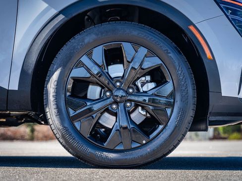 Used 2025 Kia Sportage X-Line w/ Premium Package image 9