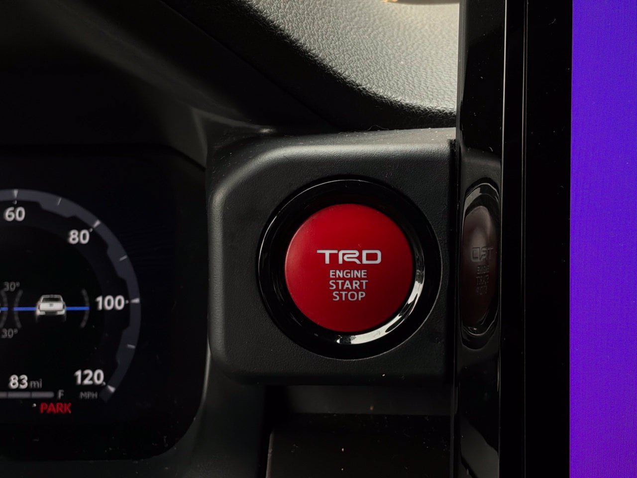 Used 2024 Toyota Tacoma TRD Off-Road w/ TRD Off Road Premium Package AWD/4WD image 42