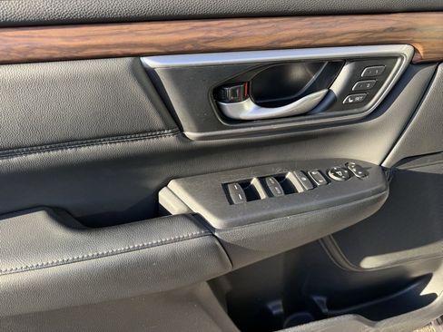 Used 2021 Honda CR-V Touring image 18