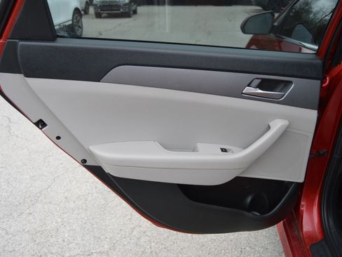 Used 2019 Hyundai Sonata SE FWD image 21