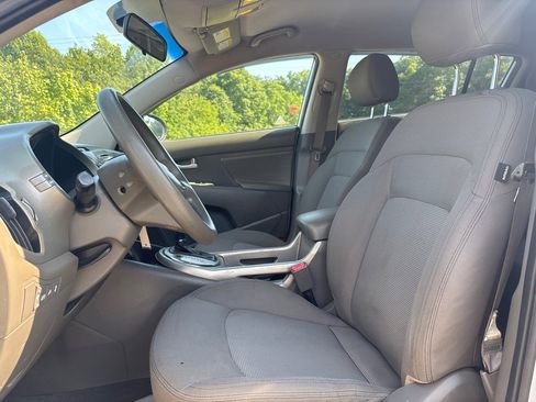 Used 2016 Kia Sportage LX FWD image 11