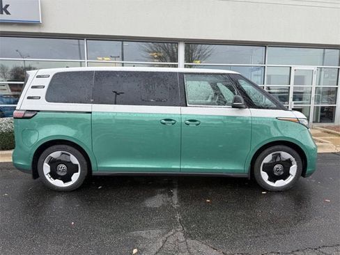 New 2025 Volkswagen ID. Buzz Pro S Plus image 2