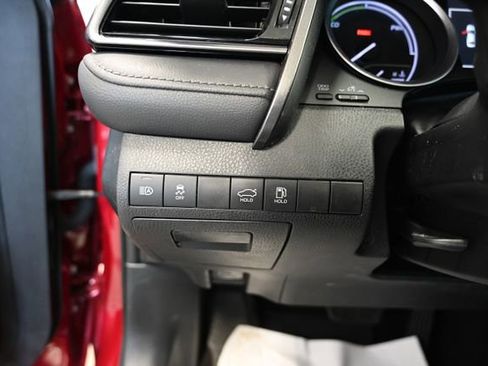 Used 2021 Toyota Camry LE image 24