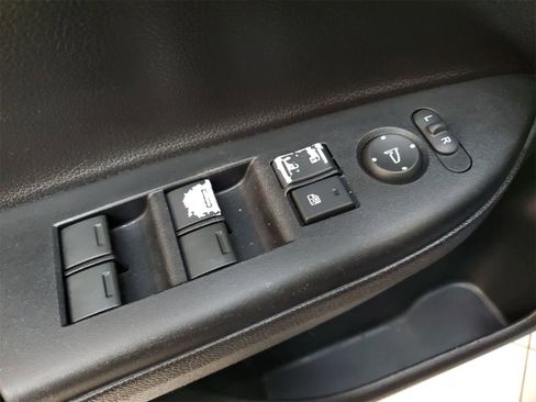 Used 2016 Honda Accord Sport image 13