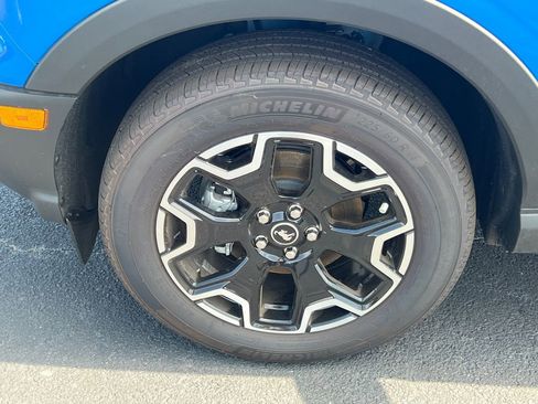 Certified 2025 Ford Bronco Sport Outer Banks AWD/4WD image 12