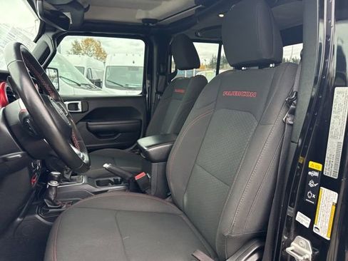 Used 2022 Jeep Gladiator Rubicon w/ Cold Weather Group image 19