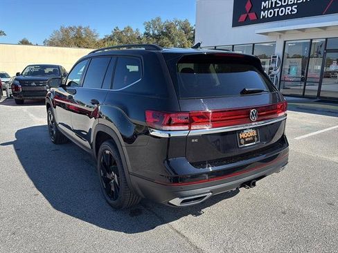 New 2026 Volkswagen Atlas SE image 4