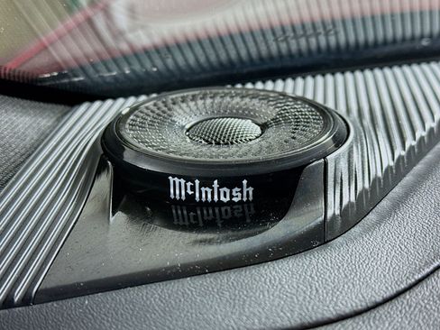 Used 2023 Jeep Grand Cherokee Overland w/ Advanced Protech Group III image 4