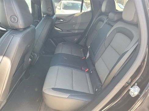 Used 2025 Chevrolet Equinox LT w/ Convenience Package II image 6
