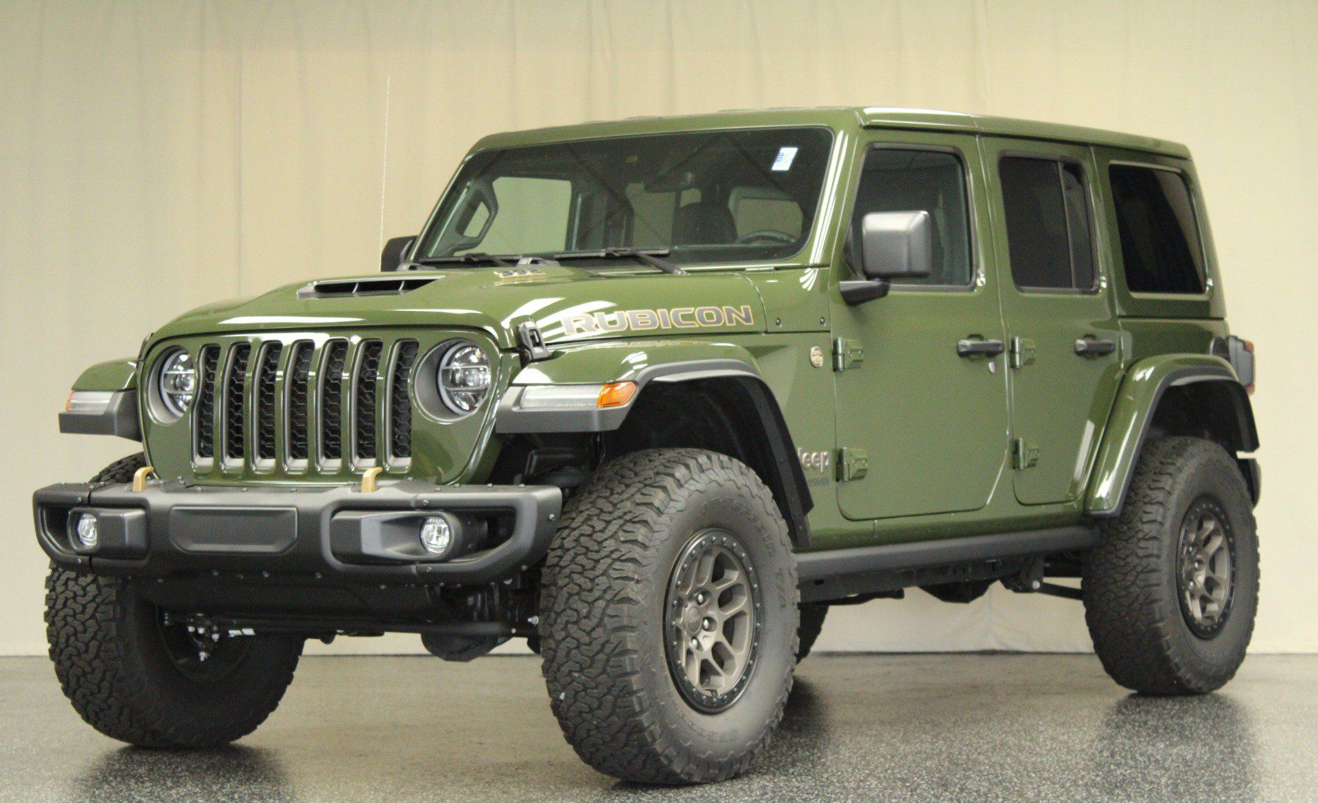 Used 2021 Jeep Wrangler Unlimited Rubicon w/ Xtreme Recon 35" Tire Package AWD/4WD image 1