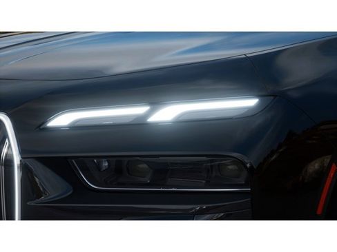 New 2026 BMW 750e xDrive AWD/4WD image 6