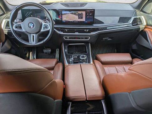 Used 2024 BMW X5 M60i AWD/4WD image 17