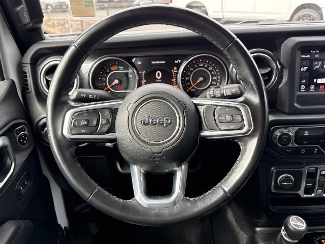 Used 2020 Jeep Wrangler Unlimited Sahara AWD/4WD image 9