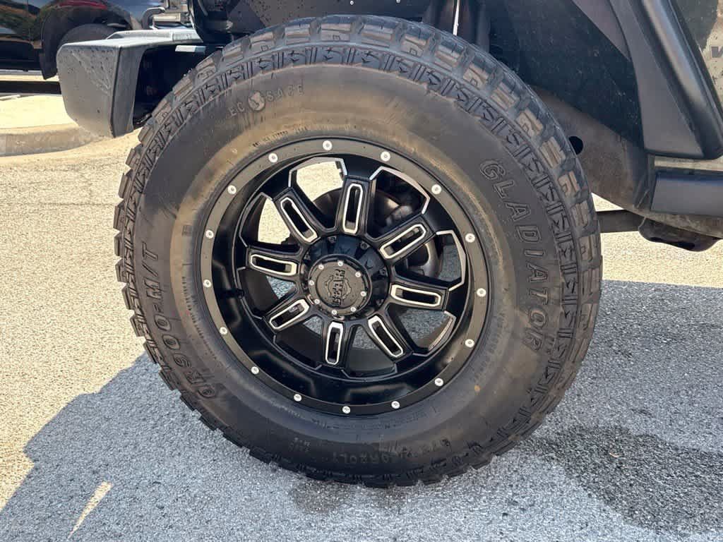 Used 2015 Jeep Wrangler Sport AWD/4WD image 13