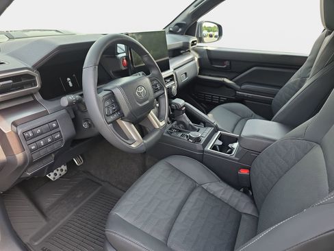 Used 2025 Toyota 4Runner TRD Sport Premium AWD/4WD image 16