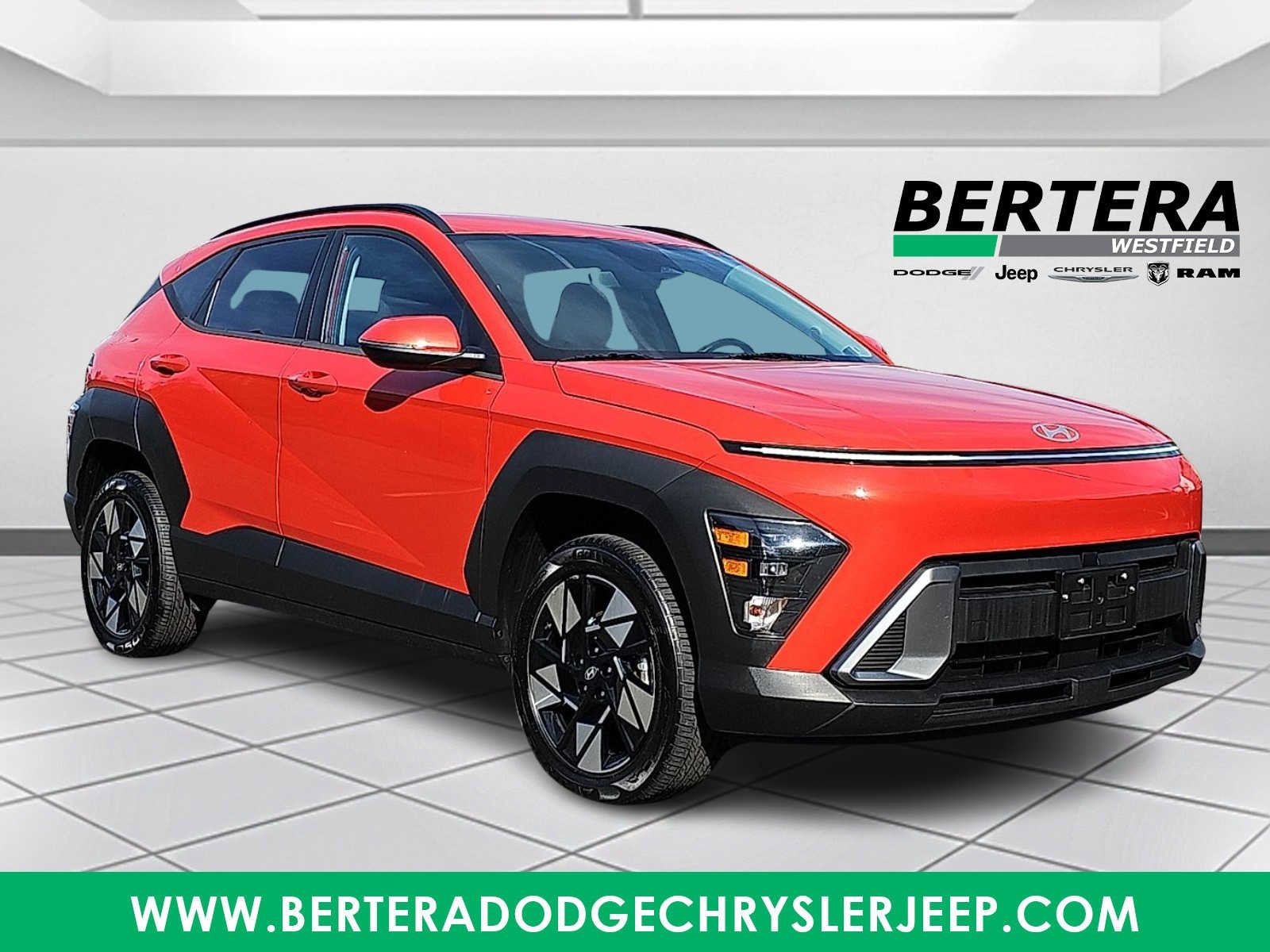 Used 2024 Hyundai Kona SEL AWD/4WD image 1