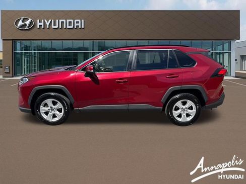 Used 2019 Toyota RAV4 XLE w/ All Weather Liner Package AWD/4WD image 2