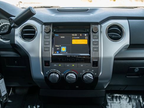 Used 2016 Toyota Tundra SR5 image 20