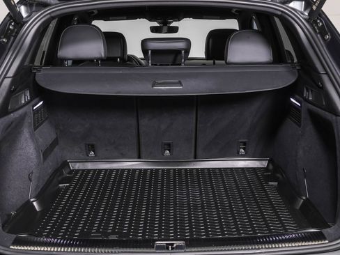 Used 2023 Audi SQ5 Premium w/ Convenience Package image 41