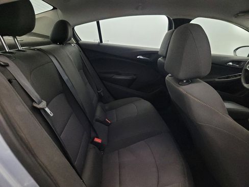 Used 2018 Chevrolet Cruze LS w/ LS Fleet Convenience Package FWD image 19
