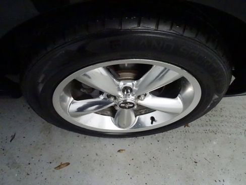 Used 2006 Ford Mustang GT Premium image 21