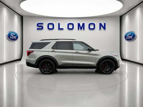 Certified 2020 Ford Explorer ST w/ ST Street Pack AWD/4WD image 4