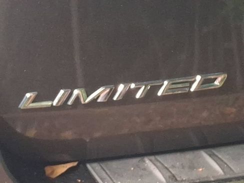 Used 2020 Ford Explorer Limited AWD/4WD image 8