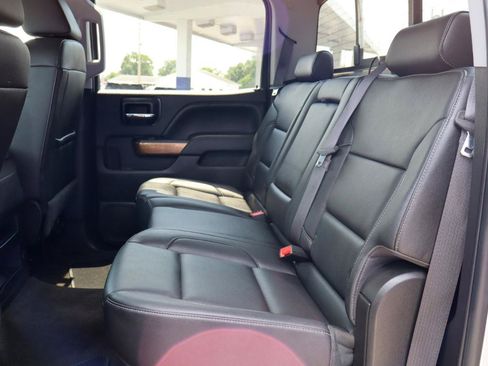 Used 2017 Chevrolet Silverado 1500 LTZ AWD/4WD image 15