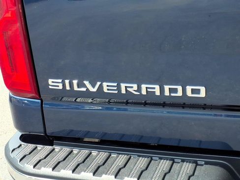 Used 2023 Chevrolet Silverado 2500 LTZ w/ LTZ Plus Package AWD/4WD image 16