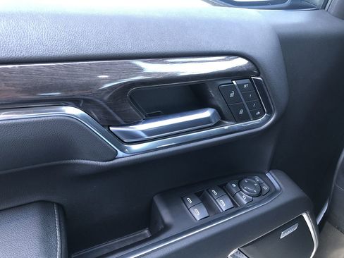 Used 2023 Chevrolet Silverado 1500 LTZ w/ Technology Package image 12