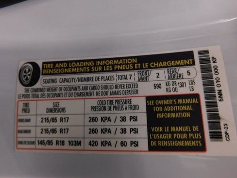 Used 2024 Volkswagen Tiguan S image 39