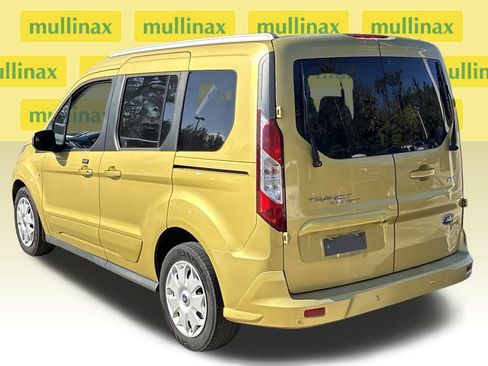 Used 2017 Ford Transit Connect XLT image 9