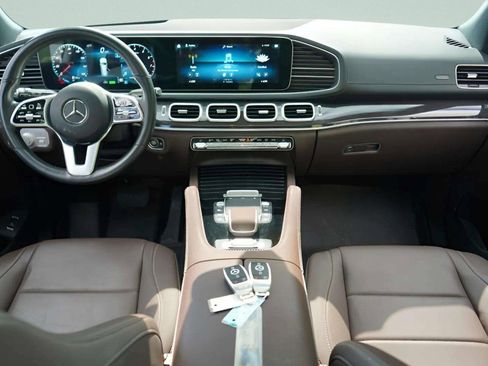 Used 2022 Mercedes-Benz GLS 450 4MATIC image 47