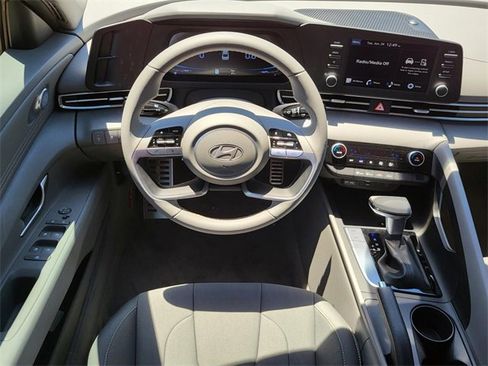 New 2025 Hyundai Elantra Sport image 11