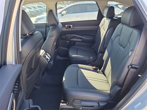 New 2026 Kia Sorento EX image 16