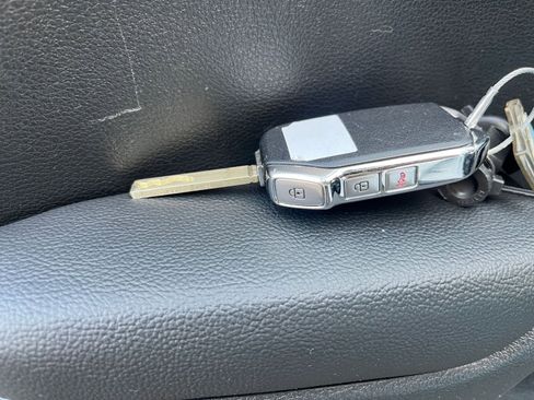 Used 2025 Kia Soul LX w/ LX Technology Package image 22