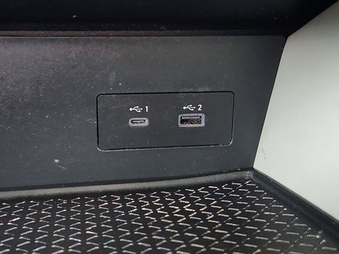 Used 2022 Nissan Pathfinder SV w/ SV Premium Package image 16