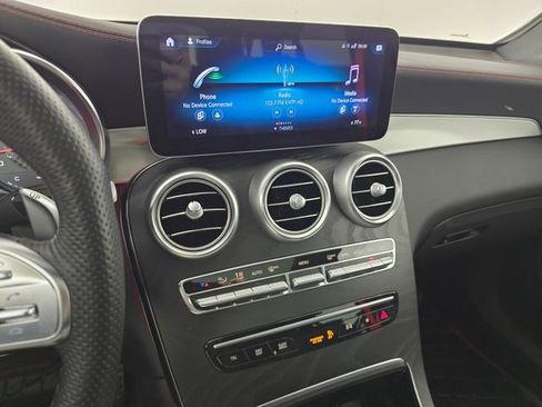 Used 2022 Mercedes-Benz GLC 43 AMG 4MATIC image 27