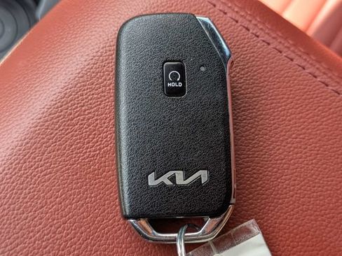 Used 2024 Kia Sportage SX FWD image 28