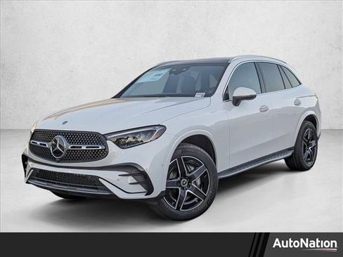 New 2026 Mercedes-Benz GLC 300 image 1