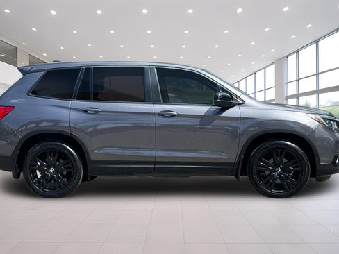 Used 2021 Honda Passport Sport image 3
